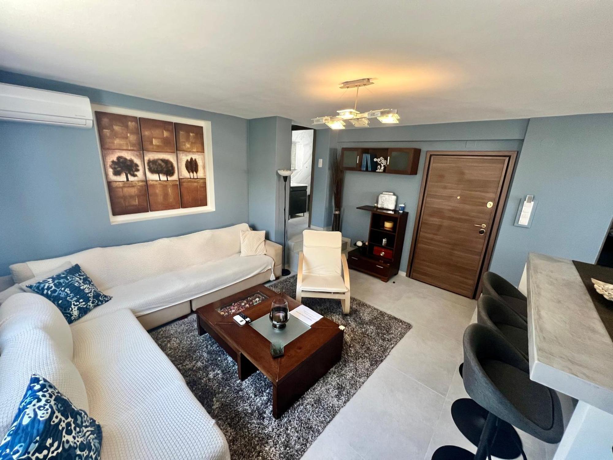 Апартаменты Modern Family Retreat Волос Экстерьер фото